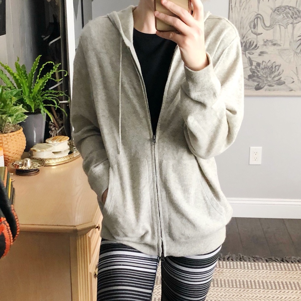 Grey Cashmere Zip Up Sweater Sam’s Fiifth Avenue